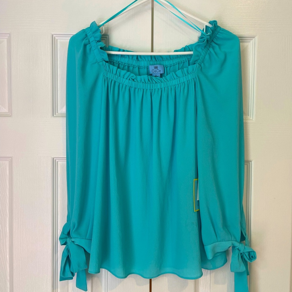 CeCe Size Small Blouse